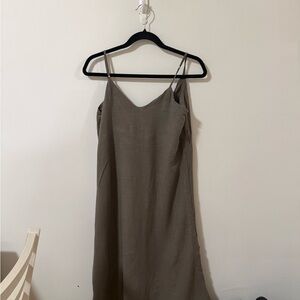 Elegant Brown Midi Dress